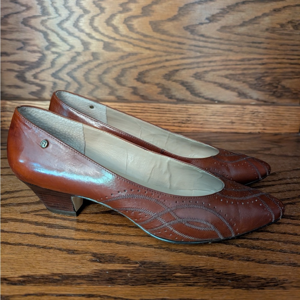 Etienne Aigner Brown Leather Heels